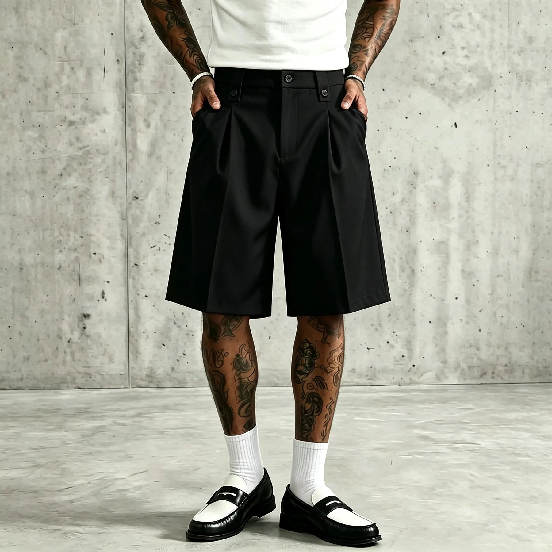 Men's black old money pleated suit shorts
